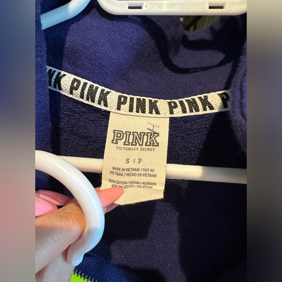 PINK woman’s hoodie - Picture 4 of 7